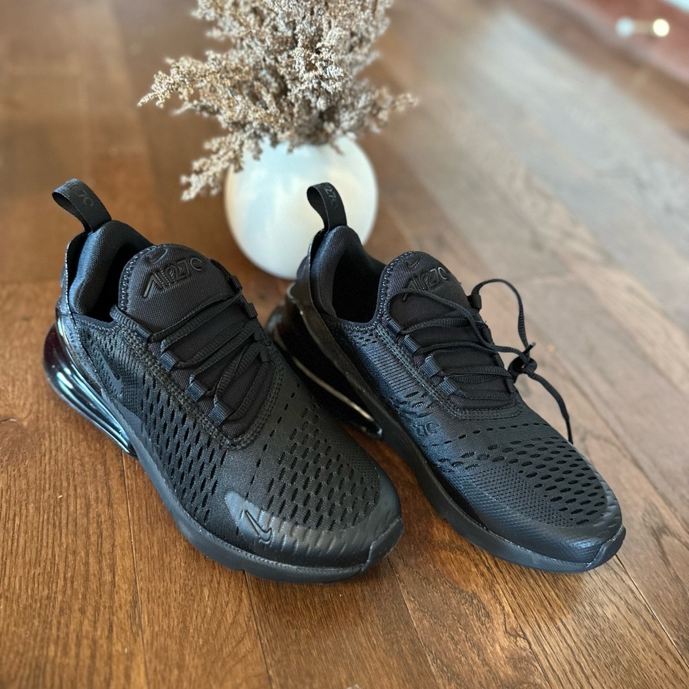New Nike air max 270 (black)